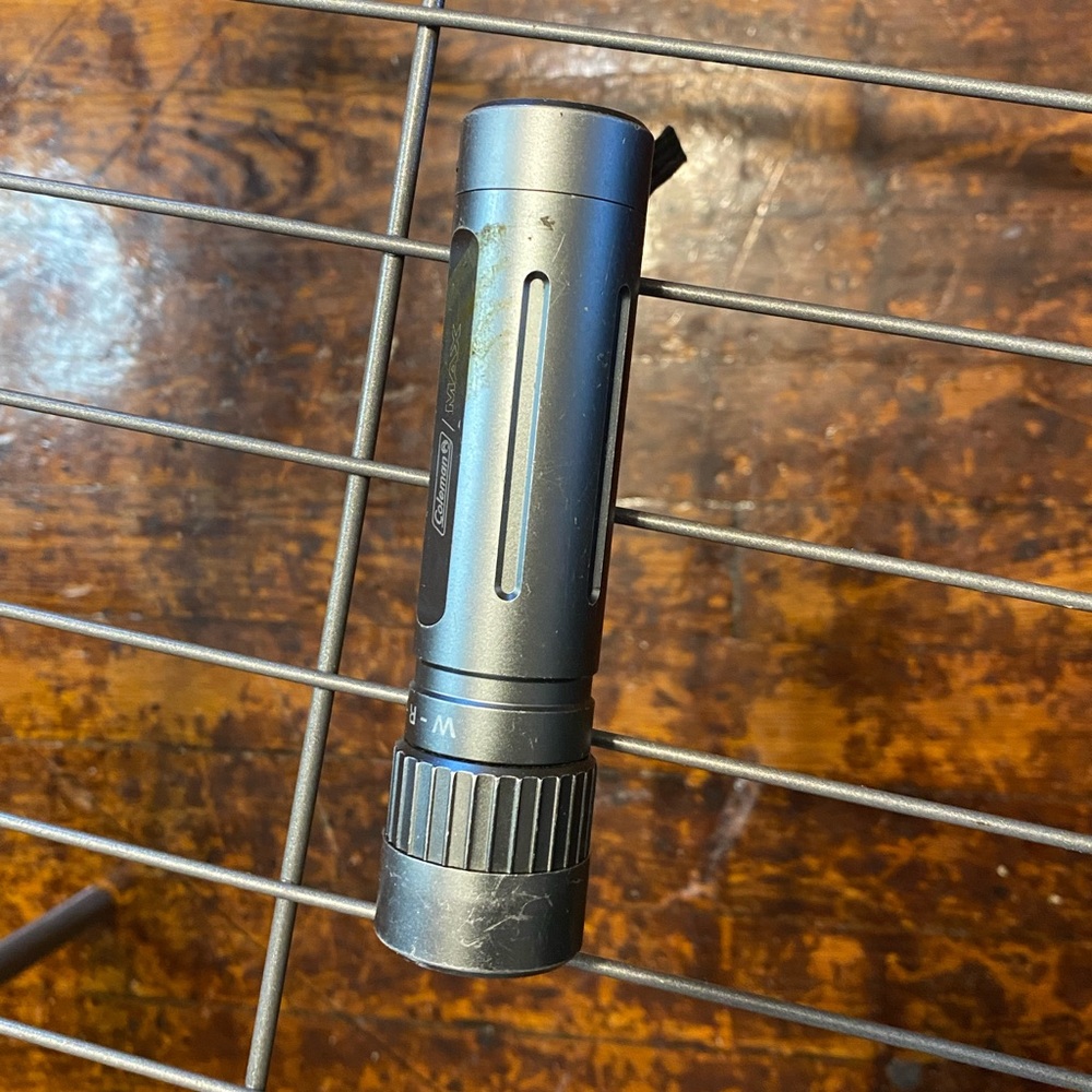 Flashlight/small-mid size/Silver
